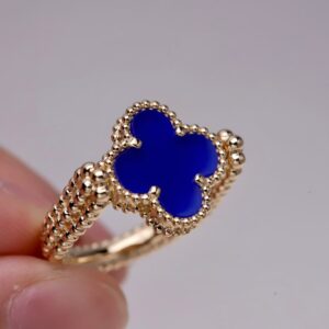 Sunburst Granule Clover Band