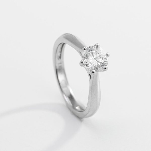 Round Brilliant Tapered-Cathedral Diamond Solitaire Ring Round Brilliant Tapered-Cathedral Diamond Solitaire Ring