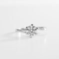 Round Brilliant Twist-Shoulder Diamond Solitaire Ring (3)